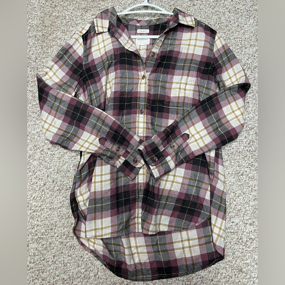 American Eagle Outfitters Multicolor Plaid Button-Down Shirt
